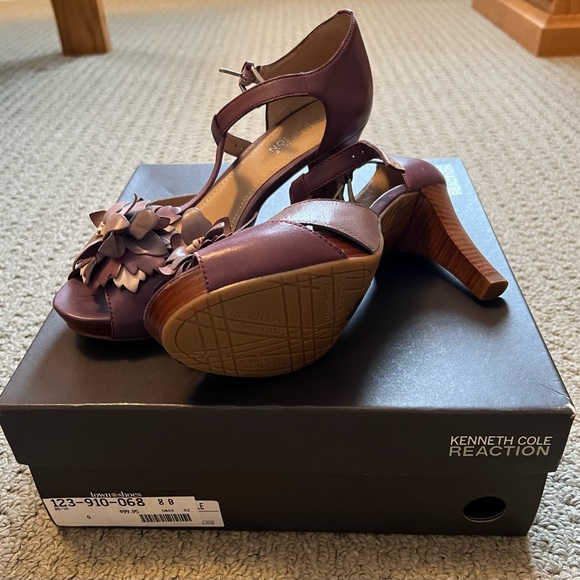 Kenneth Cole Shoes - Picture 2 of 2